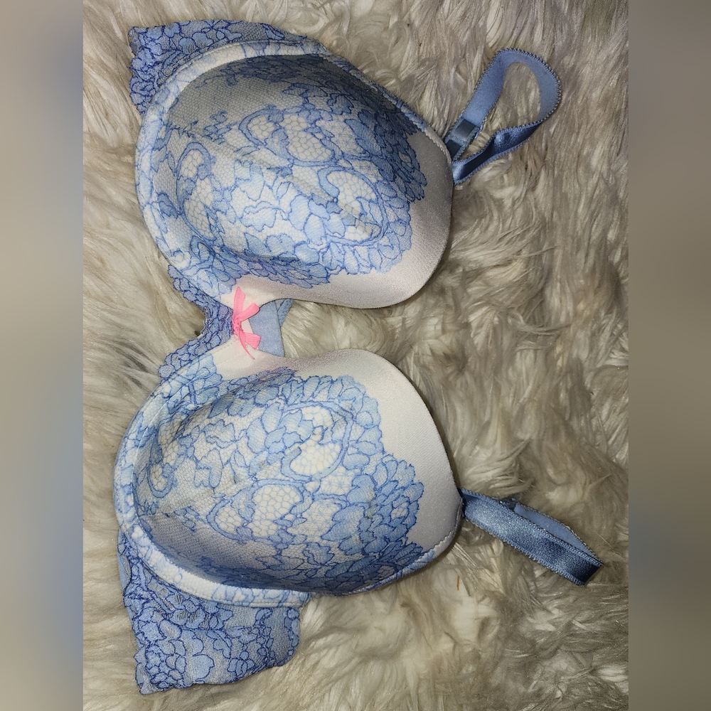 36c Victoria's secret bra